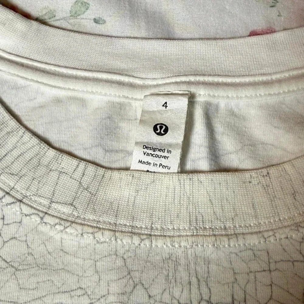 Lululemon White Crackle‎ Print Sleeveless Tank Top Women's Size 4